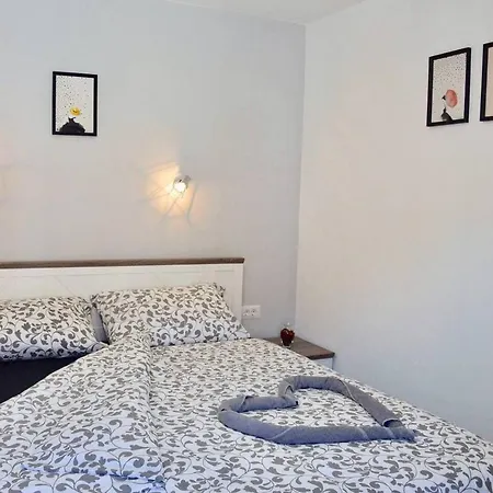 Old Town Popovic Врсар