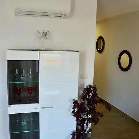 Апартаменты Old Town Popovic *