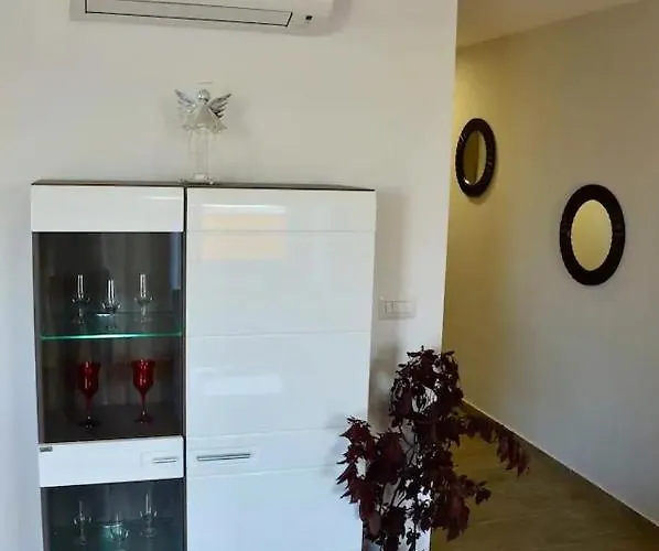 아파트 Old Town Popovic *